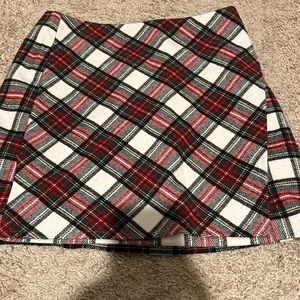 Brand new!!! Plaid hollister high rise skirt